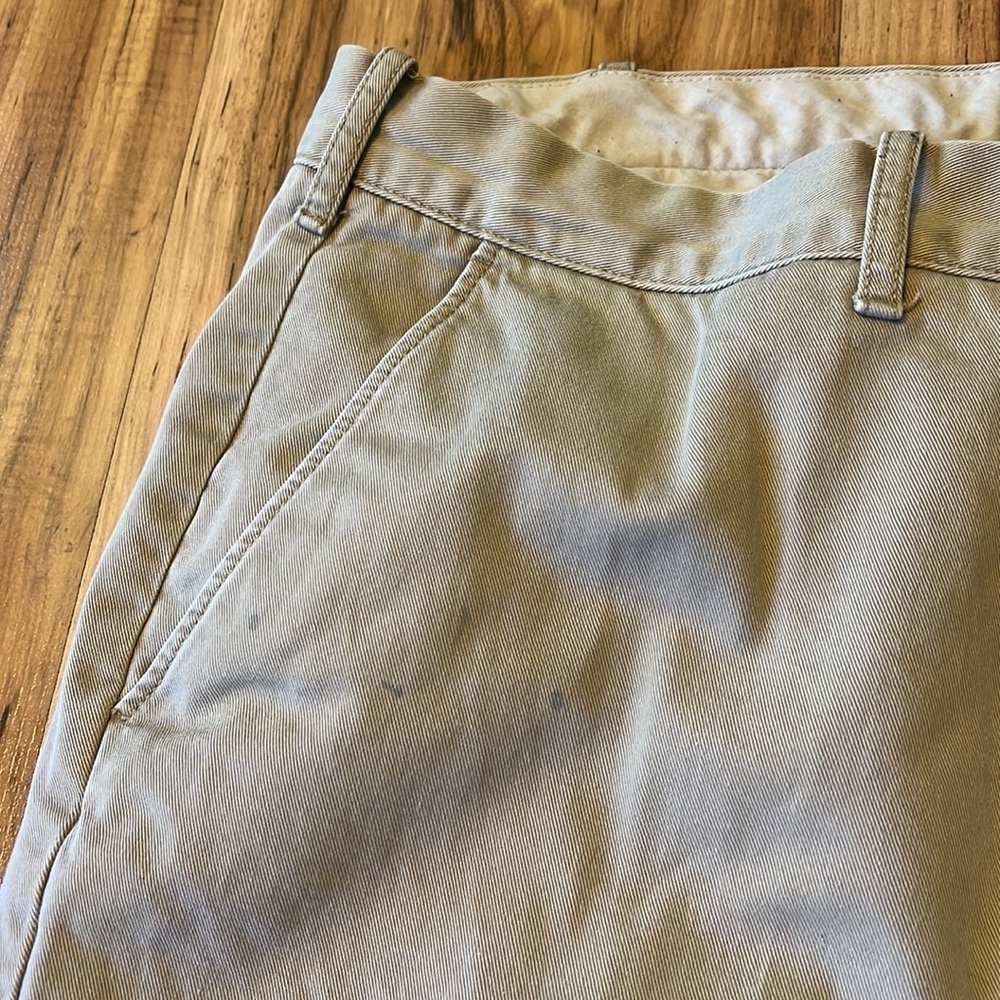 J.Crew The Sutton Pants Mens size 38X32 color is tan - Picture 4 of 8
